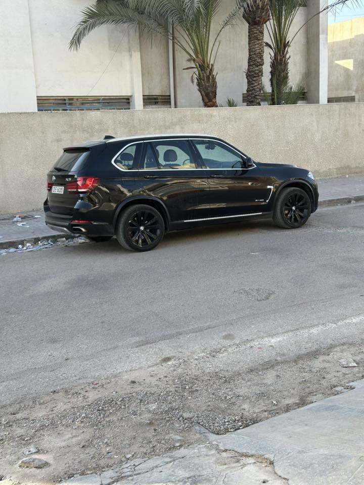 لبيع اكس فايف 2014 مكينه 8 سلندر معروفه مواصفاته اربيل بسمي عليه غرمات 300 الف قفله 160  )***********
