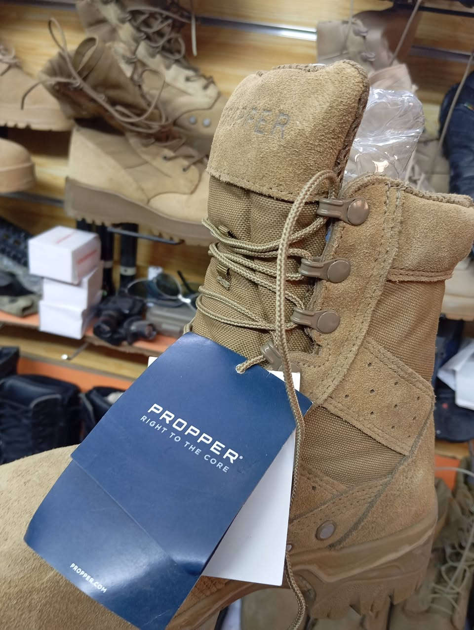 اصلي امريكي التواصل واتساب ***********
