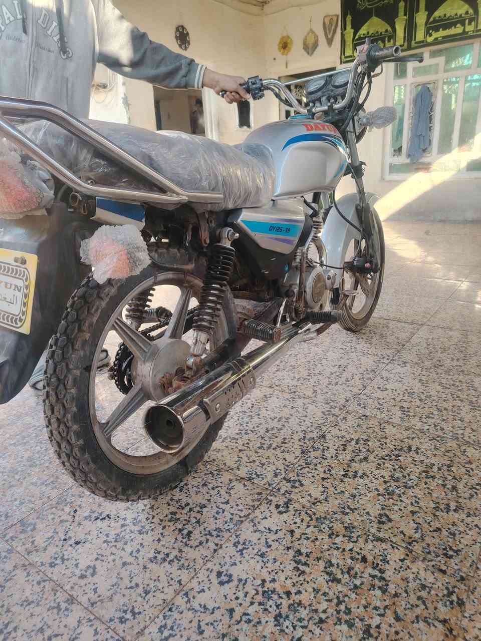 السلام عليكم دراجه دايون عضم 18طالعه ب 21اوراق سكنر دراجه حلوه ومرتبه مكان بابل الحمزه الغربي السعر ب 800 وبيهه مجال ***********
