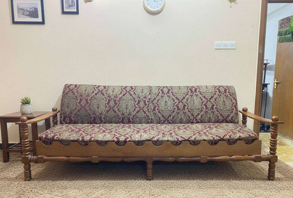 تخم قنفات 8 مقاعد واسعه صاج قوي جداً
الكبيرة 4 مقاعد والوسط 2 وكراسي عدد 2 مع غطاء تخم

التخم اخذته ب 650 
أبيعة ب 400 بي مجال

العنوان بغداد حي الجهاد 
رقم موجود واتساب
***********
