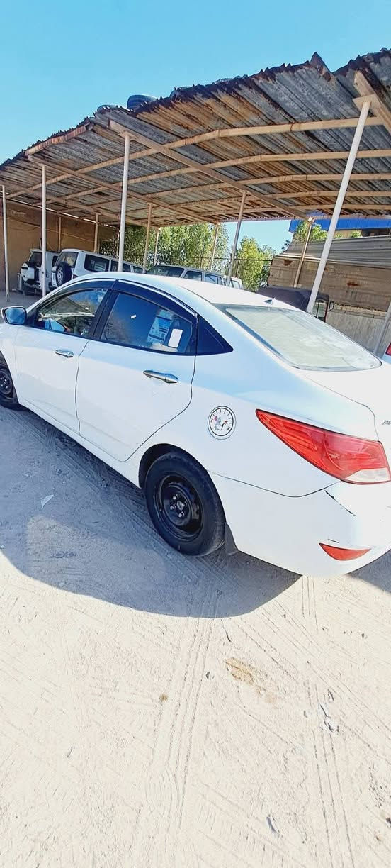 السلام عليكم
اكسنت خليجي مديل 2014 مكينه 1600 بااسمي
كفاله كير ومكينه تبريد جديد حداديه كهربائيات كلهه شغاله رقم ذيقار باسمي سنويه جديده بيهه الدوسه مبينه بصوره طخه وبيه اثر خياسات بالمجره مال جامه الخلفيه بيه دحجه بالبك لايت الخلفي موقويه والباقي شوف العين 
السعر 85 مكاني البصرة شط العرب الجزيره 
*********** رجااا الموشراي لايخابر وجماعه 75 مابيع… واسف ع الاطاله شط العرب, البصرة
