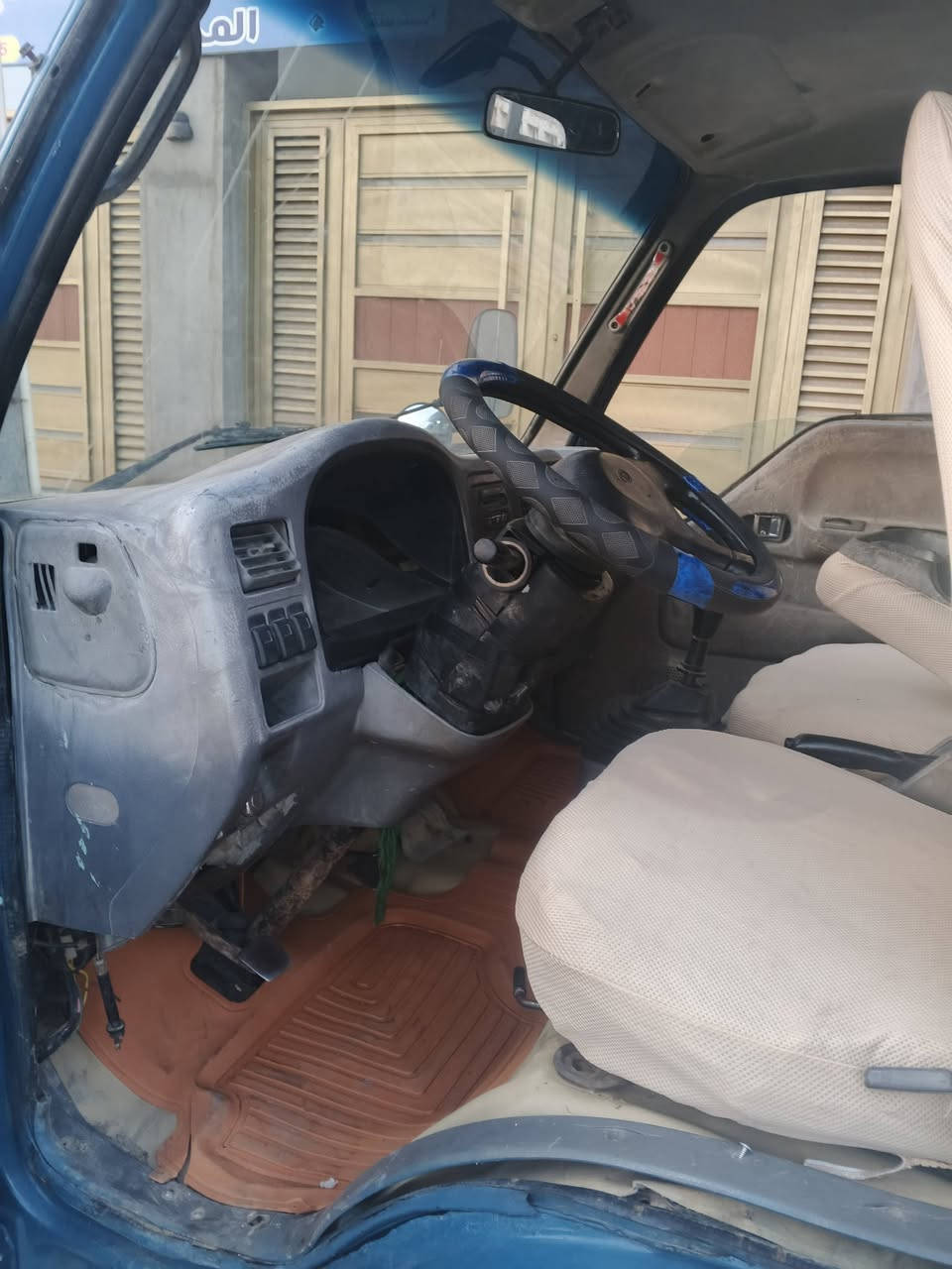 سلام عليكم كيه فونتيره البيع مكينه الفين وسبعميه جديده وكير جديد وحداديه وكسن مكفوالت والباقي شوف العين رقم الشاصي واضح السياره لوحاته بل مرور عوزه معامله رقم انبار راعيه بل ناصريه يسوي وكاله مكلف بل نشر ‏‪***********‬‏
