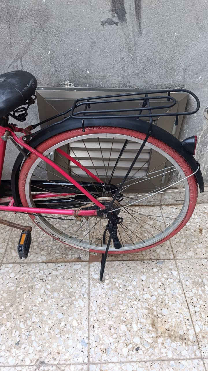 بايسكل حجم 26 نظيف و جاهز ما بي اي نقص


**إذا كنت صاحب هذا الإعلان وتريد حذفه لأي سبب، رجاءا أرسل رسالة إلى الدعم الفني**