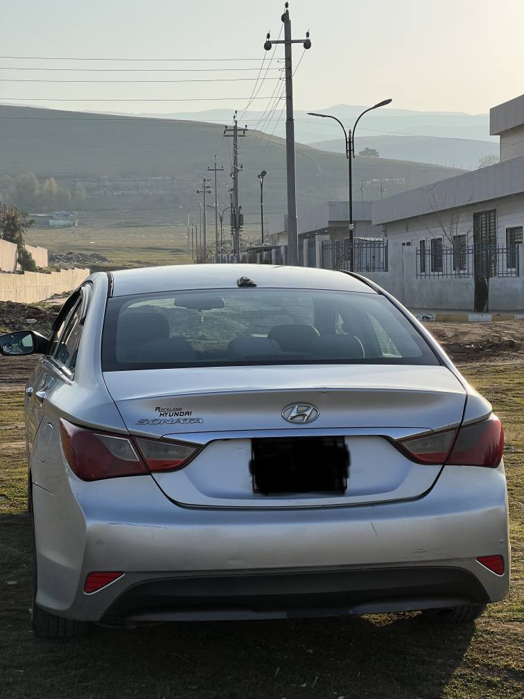 سڵاو لە ئەدمینی بەڕێز
سۆناتا مۆدێل 2014کامل پەمپ بێدەعمو لێدراوو بڕاوە.ئەوەی کەدیاریم کردووە تەنها ئەوەندە مەعجونە
 فول فولە تەنها سڵایت نیە 
گێڕومەکینەو تەبریدگەرمو ساردو تەقەوڕەقەی بەشەرت.سەیارەی مەعرەز نیە دووساڵە لای خۆمانە ڕەقەمو سەنەوی تازەیە هەززەی تازەیە چوارتایەی تازەی بۆبەستراوە.سەنەوی بەشەرتی ئەوەلیاتو بەوشەرتەی قیستی لەسەرنەبێ پارەی هیچ کەسێکی تێدانەبێ.هەموکورستانی پێ بگەڕێ بەبێ کێشە.
مواسەفات 
1.گێڕئۆتۆماتیکو عادی
2.مەکینەگەورەی مەرغوب  GDI. 2.5
3.سیستمی ئیکۆ
4.شەش گێڕ
5.شاشەگەورە
6.سوکان ڤۆلیۆم
7.تحدید سورعە
8.ئاوێنە ئیشارەت
9.ئۆتۆ
ئەگەرمشتەریت تێل بکە لەخزمەتادەبم شوێن هەڵەبجەی شەهید  نرخی   65 وەرەقەو معامەلە (***********)(***********)کەسیش لەکۆمێنت خۆی هەزەلی نەکات سعری نازانی هیچ مەڵێ معامەلەش بەکۆمێنت ناکرێ. تکایە تکایە مشتەری نیت سەری منوخۆشت مەیەشێنە.لەگەڵ ڕێزوحورمەتم بۆهەموکەسێکی باش حلبجة, السليمانية
