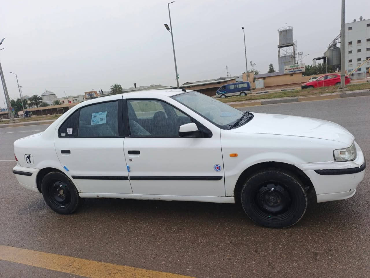 سلام عليكم
للبيع سمند ٢٠١٢ مكفوله من تبديل والصبغ فقط بارد 
مكينه كير مكفوله 
رقم واسط دولي سنويه جديده 
تبريد شغال 
سياره جاهزة 
سعرهه ٤٠ وبيهه مجال 
مكانهه الكوت ***********
