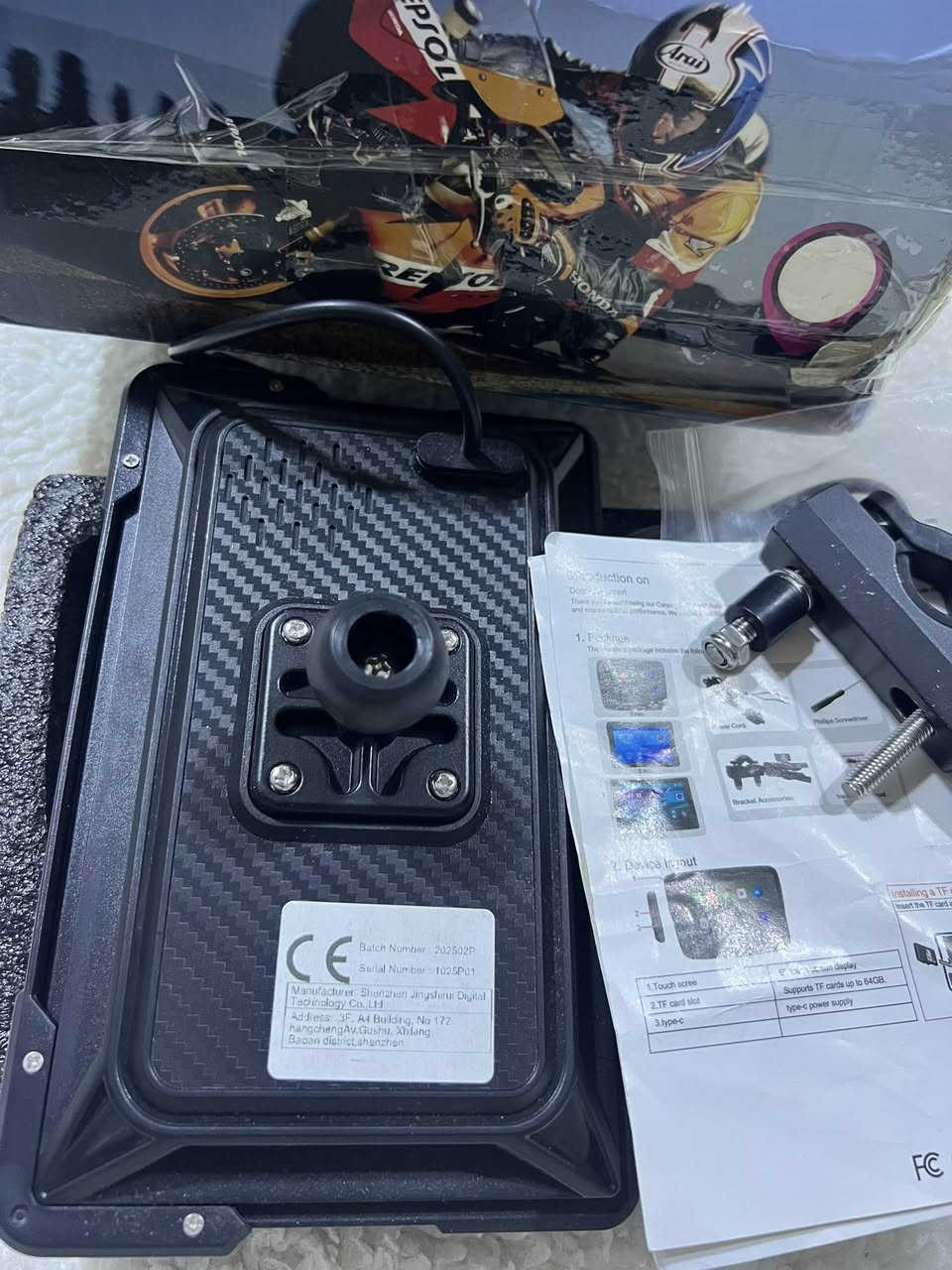 العنوان: أرخص شاشـة ذكيـة للموتورسايكل في العراق! 🏍️🔥
هل تريد تحويل قيادتك إلى تجربة ذكية وآمنة؟ الآن ولأول مرة، الشاشة الذكية للدراجات النارية متوفرة بأقوى عرض وتحطيم للأسعار في السوق العراقي!
مواصفات الشاشة:
 ✅ دعم كامل: CarPlay و Android Auto لتشغيل الخرائط (GPS)، الموسيقى، والاتصالات بسهولة.
 ✅ مقاومة للماء والظروف الجوية: مصممة لتحمل المطر والحرارة العالية أثناء القيادة.
 ✅ شاشة واضحة وعالية الدقة: رؤية ممتازة حتى تحت أشعة الشمس المباشرة.
 ✅ جاهزة للتركيب: تأتي مع القاعدة وجميع الملحقات والأسلاك اللازمة.
السعر الأقوى في العراق: 💰 35,000 دينار عراقي فقط!
(سعر تنافسي وخيالي - البيع بالجملة والمفرد لفترة محدودة)


**إذا كنت صاحب هذا الإعلان وتريد حذفه لأي سبب، رجاءا أرسل رسالة إلى الدعم الفني**