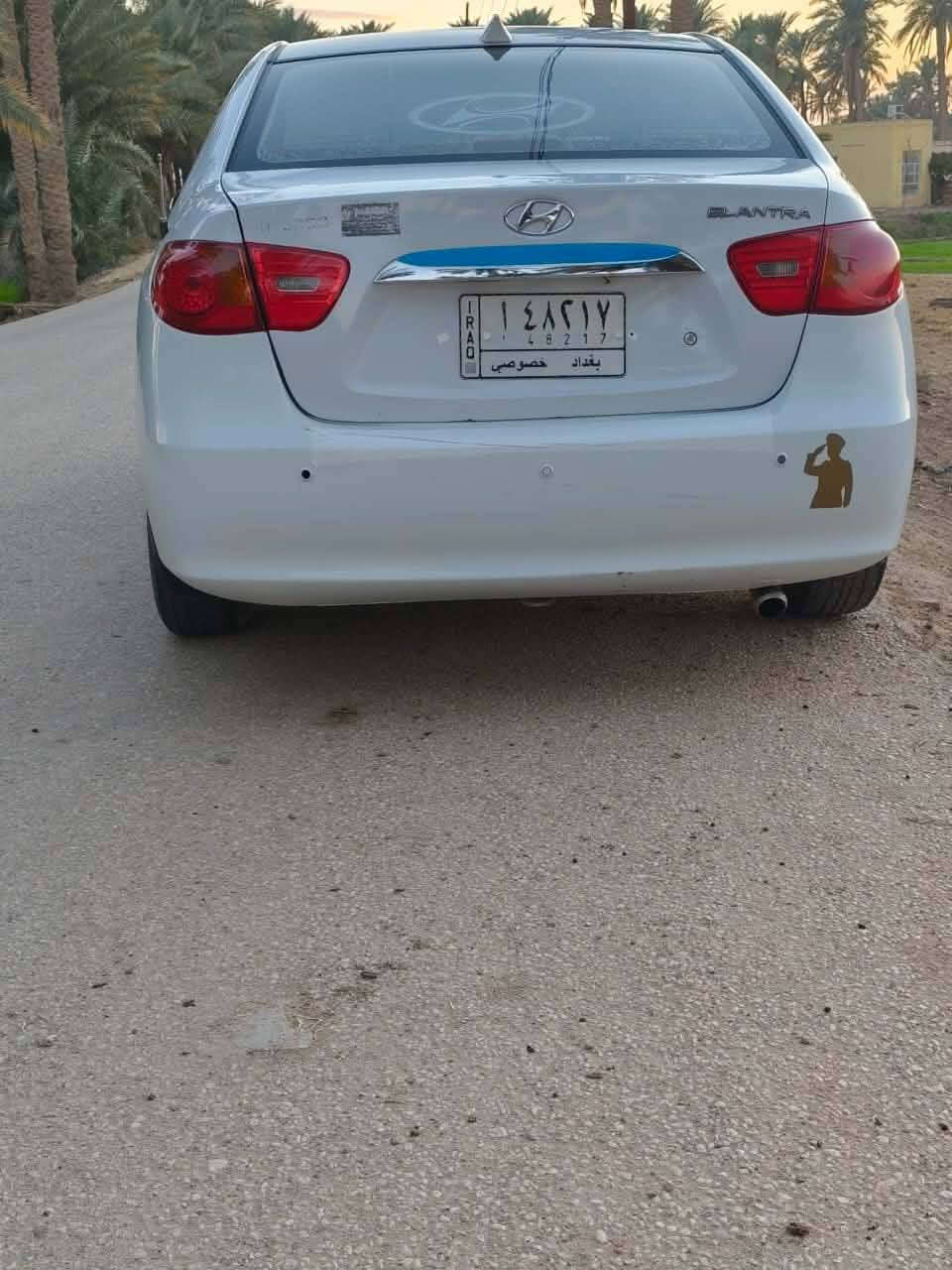 النترا ٢٠١١
فول عدا البصمه كير مكينه حداديه تخم تاير جديد
باسمنه مداور ثاني يوم ٣ قطع رش بدون دواخل
السعر ١٠٥ وبيهه مجال مكلف بالنشر هذا رقم صاحبهه 
***********
