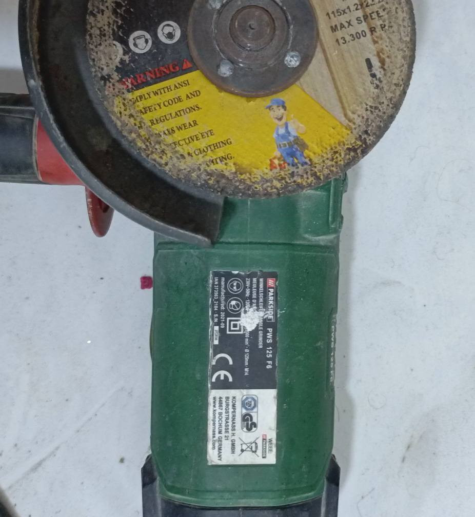 للبيع دريل همر وفتح  و كوسرة  
النوع بارك سايد صنع الماني السعر  ٦٠  الف


**إذا كنت صاحب هذا الإعلان وتريد حذفه لأي سبب، رجاءا أرسل رسالة إلى الدعم الفني**