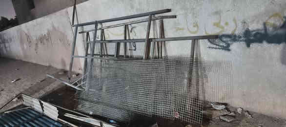 سلام عليكم وجيه مال محل 4 مترات ونص لو 5 كامله بيارسي وقمريه 125 وبيه مجال مكاني بحي شهداء‏‪***********‬‏
