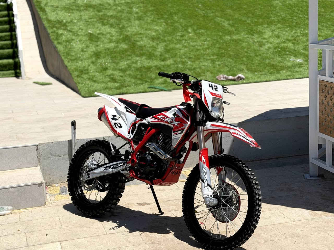 السلام عليكم
دراجة نوع CRX
حجم المحرك 350CC
4 ولف
موديل 2025
العنوان خانقين 📍
الشراي يتفضل خاص
او الاتصال على الرقم
 ***********
