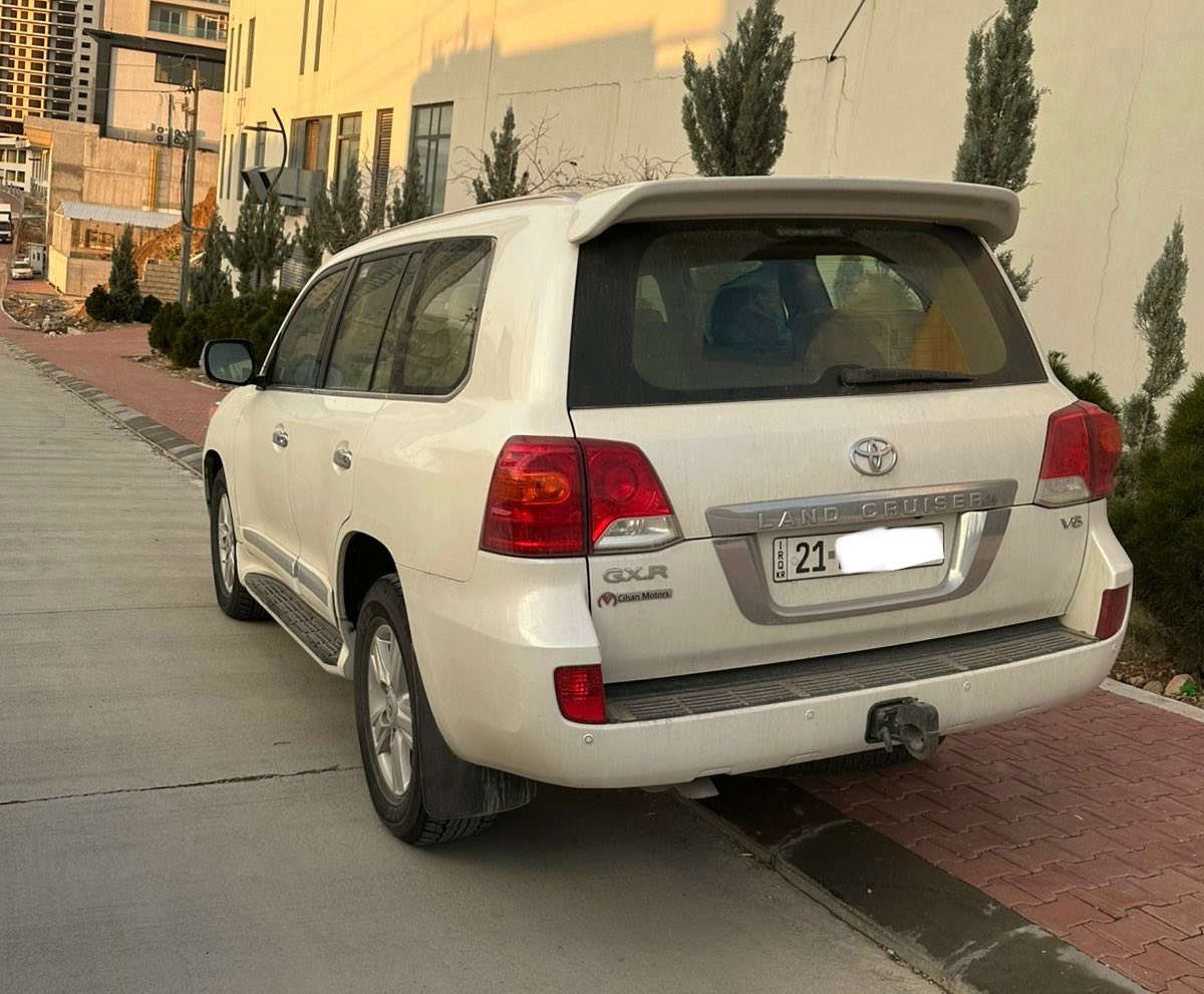 بۆفرۆشتن. 🇯🇵🤍 للبیع

وەنەوشە  مۆدیل 2015 GX ی فوول

سفری شەریکەی ساز 

بۆ نیتی بۆیاخ ئە ستوە  و
درگای لای سایەق گۆراوە بە بیلاد 

هؤك و فلجة و بةخاخى ئاو لايت بةرز و نزم 

سةلاجة و ئاوينة كارةبا تةبريد مةركةزى سلايد 
گێر و مةكةينةى نةكراوةتةوة بئ عةيبة 
جوار تايةى نوئ ى شةريكةى لةسةرة دةلوب 

١٣٨ هەزاری حەقیقی رۆشتوە 
سەیارەکە هی مە عرەز نیە 

هەموو گیانی . بەشەرت  

سعر /في التعليق يتم الرد فورا على المسنجر ✍🏻

نرخ/ لە کۆمێنت بنوسە یەکسەر وەڵام دەدەیتەوە 📮

ژمارەی خاوەنی: ***********☎️
