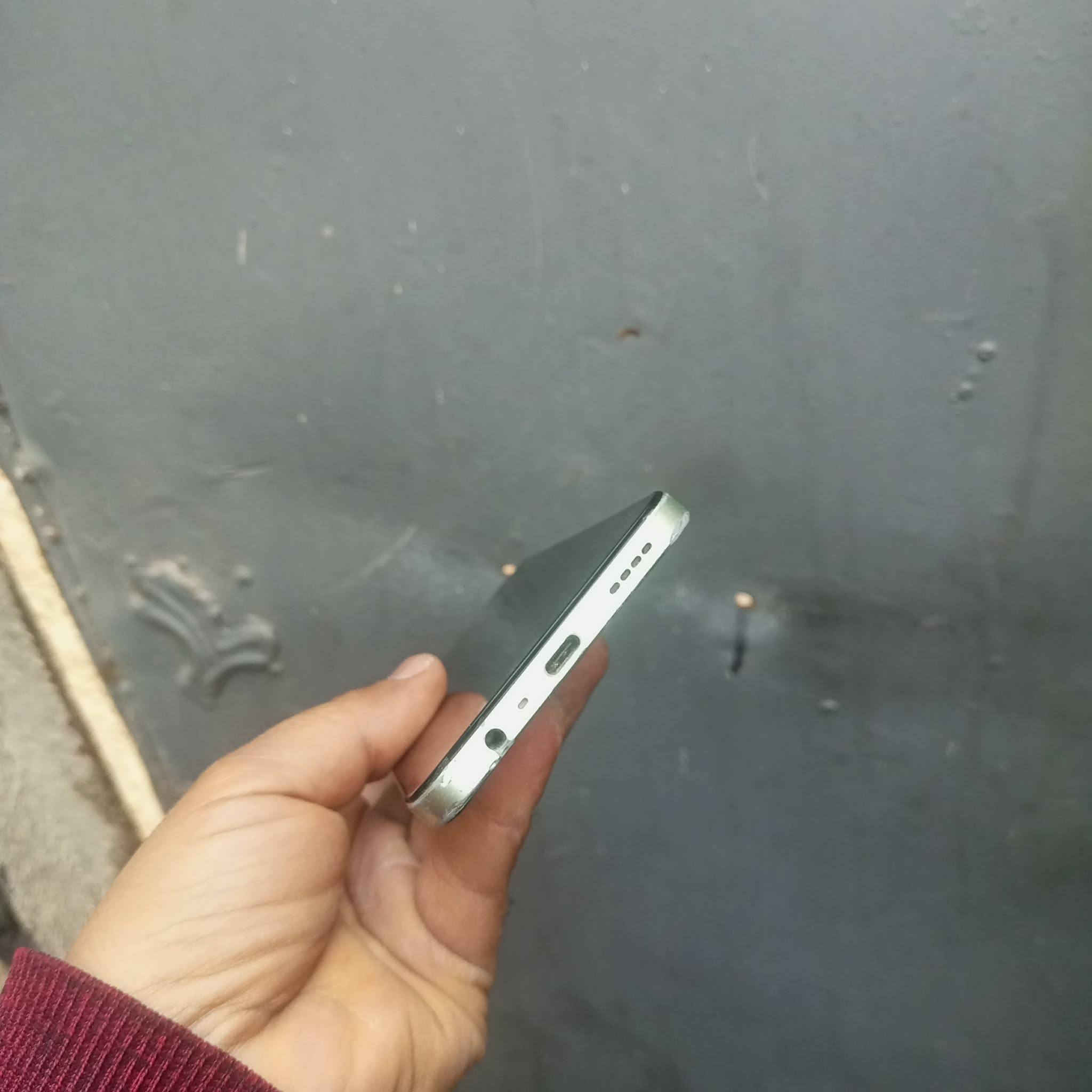 السلام عليكم ورحمه الله ريلمي سي 63 شبيه الايفون ذاكرة 128 السعر 65 الف مكاني بغداد الكرخ الخاص مفتوح


**إذا كنت صاحب هذا الإعلان وتريد حذفه لأي سبب، رجاءا أرسل رسالة إلى الدعم الفني**