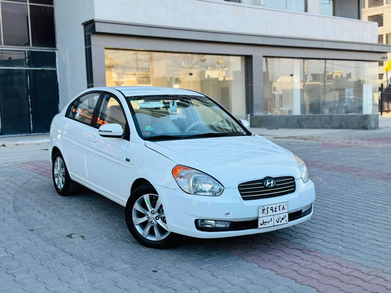 سلام علايكم 
اكسنت موديل ٢٠١١ خليجي

 كير اوتماتيك  محرك ١٦ 
داخل اصفر  ويل كروم جاكهرباي

كير محرك بشرط لا بخار لا صرف 
سياره بي بونيت جملغ بدون جكه دواخل 

  سعره ٨٧ بي مجال قليل 
***********
*********** كركوك, العراق
