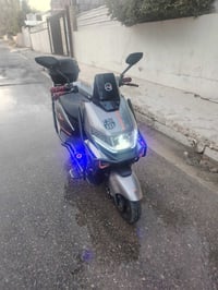 شحن • نضيف • ثلاثي