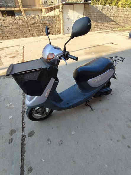 ماطور بزون نفخ فولل حديث. اريد ابيعو.. شاصي شرط ما مكسر ويرمنية كلهم شغالين حتة السلف شغال.. مكينة مالو ما معمر.. بس قبق هندر.. درع اصلي مالو ما مكسر تايراتو انضاف ماطور من الشحن عل ايدنا.. بس القفل مال الصندوك فالت والباقي مابي كلشي.. السعر مالو 350مكان جانت الايمن بل جديده ***********
