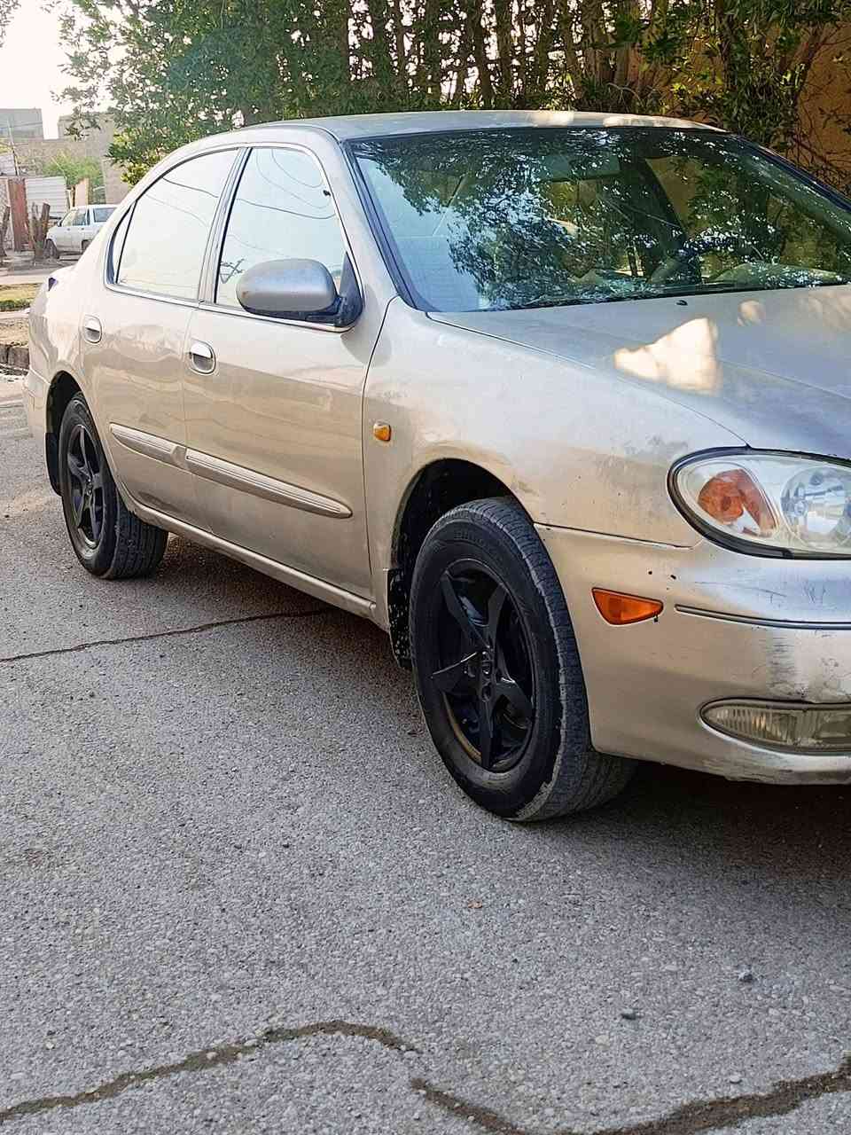 نيسان مكسيما رقم واسط دولي مجدد هزه جديده سنويه لل30
محرك 3000
السيارة مكفولة من الضربه 
كهربائيات كلها شغاله 
كير ومحرك مكفولات 
بيع او مراوس 
السعر 50
مكان السيارة واسط الكوت الحسينية 
***********
***********
