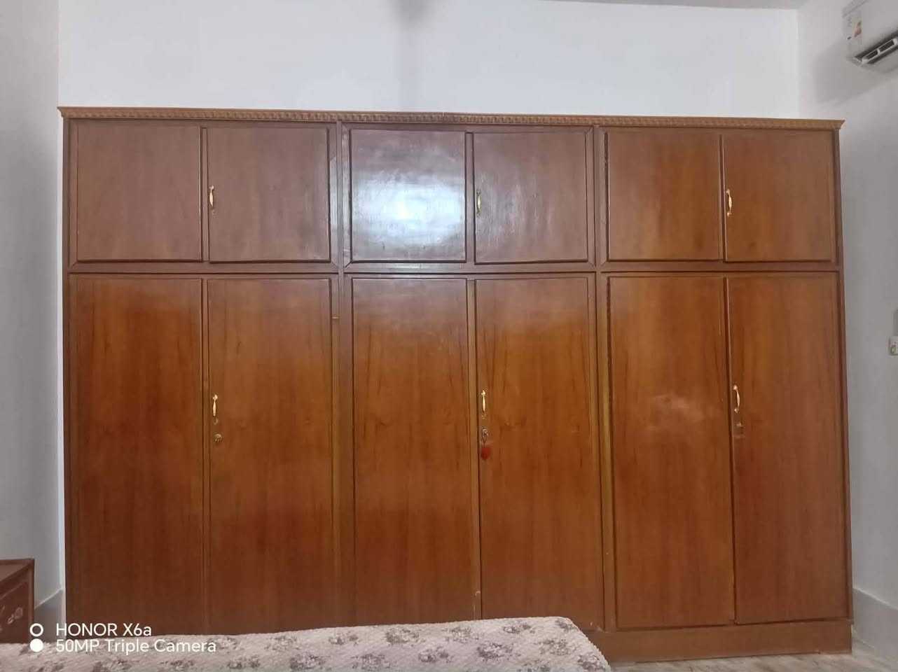 السلام عليكم غرفة نوم حطاطة للبيع 
السعر/400 وبيها مجال
للتواصل/***********(واتساب فقط) 
المكان/عامرية الفلوجة
