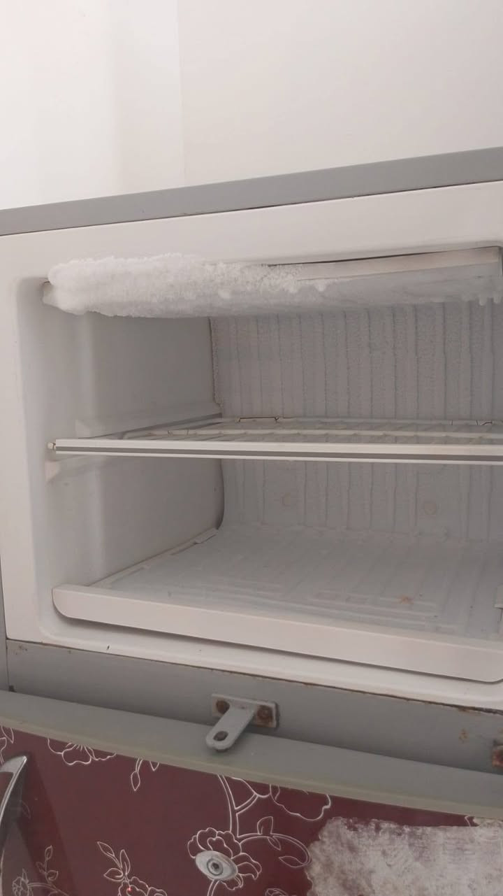 ثلاجة نضيفه تجميدهه خير من الله  ب١٢٥


**إذا كنت صاحب هذا الإعلان وتريد حذفه لأي سبب، رجاءا أرسل رسالة إلى الدعم الفني**