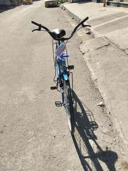 السلام عليكم بايسكل للبيع بناتي حجم 27 26 ياباني مال حاويه كله مختم وياله ستيرن ماشا البايسكل كله نظيف تايرات جوابه السعر 135 وبي مجال العنوان بغداد الكماليه الرقم ***********
