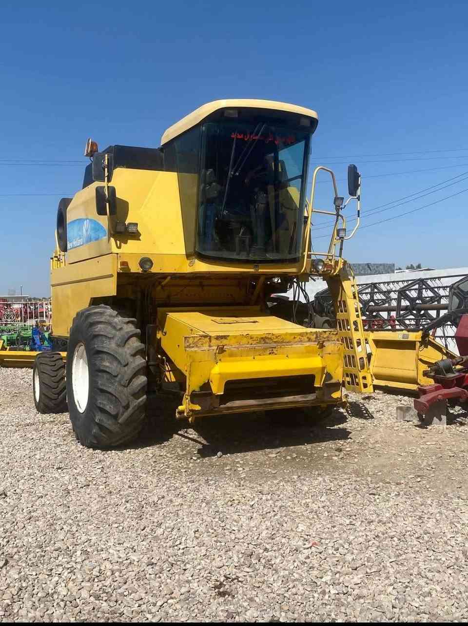 سلام عليكم نيو هولند للبيع 2006 
5 بلم  تك درام السعر 65 وبيه مجال الشراي  مكان ديالى بلدروز يتصل ***********
