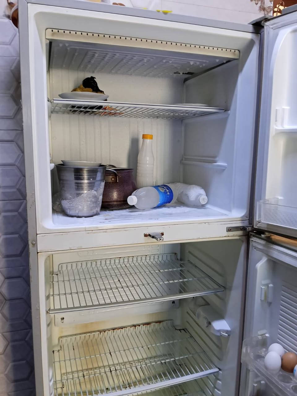 مكلفه بالنشر ثلاجه 18 قدم للبيع
السعر 350 وبيها مجال


**إذا كنت صاحب هذا الإعلان وتريد حذفه لأي سبب، رجاءا أرسل رسالة إلى الدعم الفني**