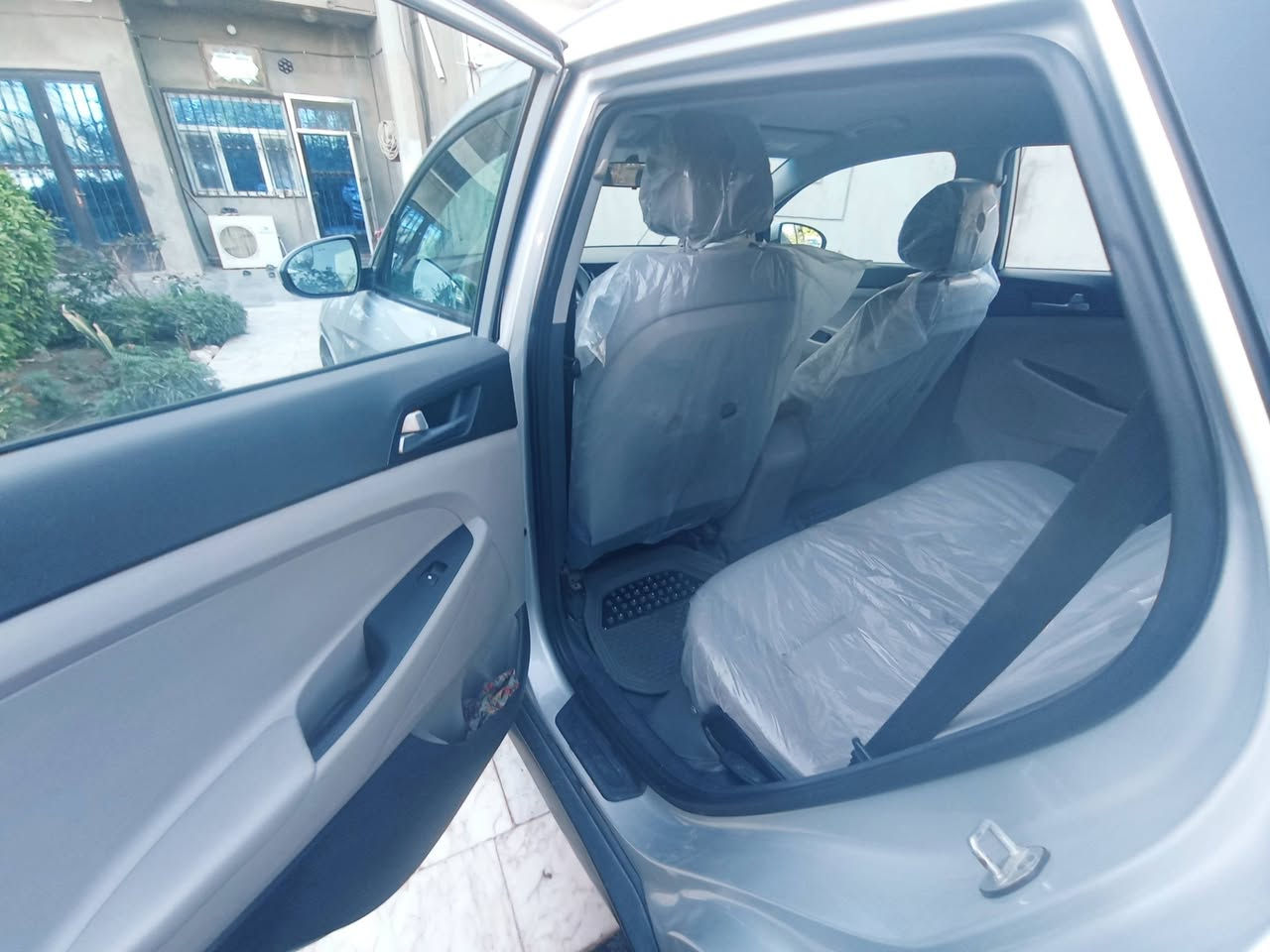 سياره توكسان موديل 16
وارد امريكي 
سياره امريكيه توسان موديل 16 سياره كلين اجت من امريكا بالعراق صار بيها حادث فقط بالبنين البنين تصلح حار السياره حلوه مرتبه نظيفه سعرها 143$ وبيه مجال للشراي
تفاصيل اكثر الاتصال على الرقم *********** @إشارة
