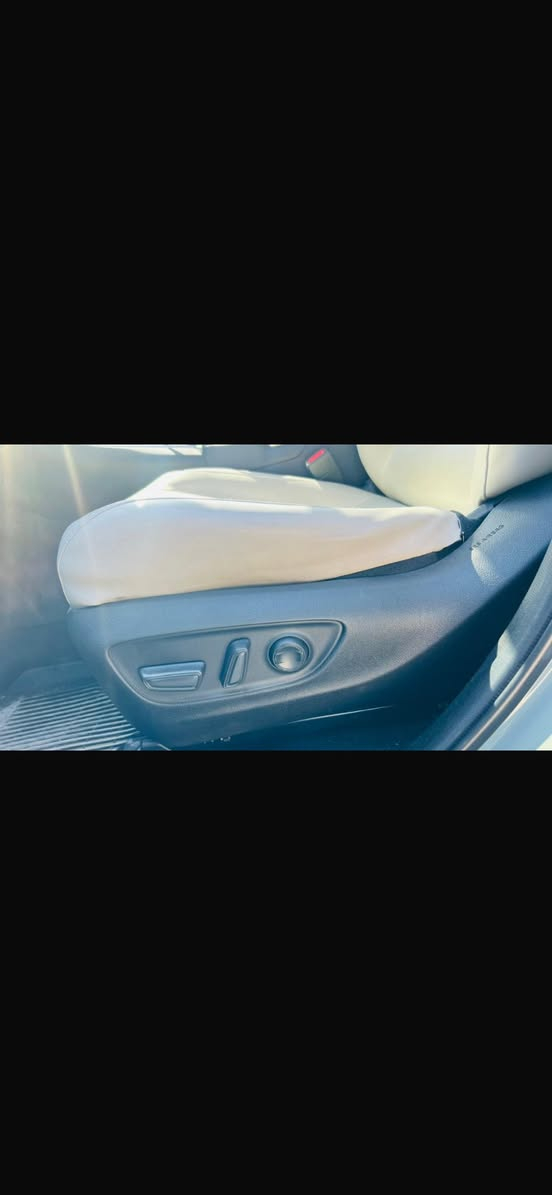 السلام عليكم راف فور 22 رقم بغداد كير محرك صدر تخم تاير كله جديد ضرر فقط قبق جنطه  السعر245 وبيه مجال مكان سياره ديالى الرقم ***********
