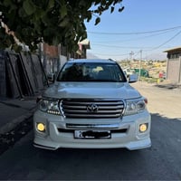 لاندكروزر GXR • ٢٠١٤ • فول مواصفات