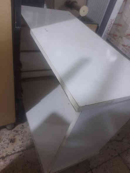 ميز طعام قابل للفتح ليصبح اكبر مع بوفيه صغيره السعر ٣٠ الف موبايل ***********
