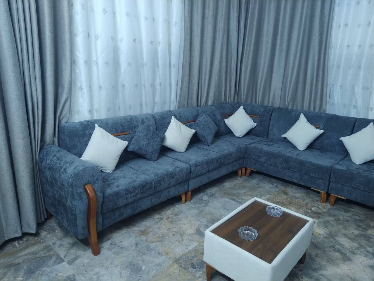 اللهم صل على محمد وال محمد 

حصريآمع معمل ارآي  🛋️

الاثاث الحديث

الدقه بل عمل 🫰🫰

الرقه في التصميم 🧑‍🔧🧑‍🔧

الدقه بل مواعيد 🚚🏫⏳

الحداثه في الموديلات التخم والدواوين
 توصاء حسب الطلب 

الحداثه في الألوان 
القماش؟
 شانيل تركي، قديفه،خاولي ،،كتان،

اجود انواع الخشب🪚🪚🔨

اجود انواع الاسفنج الطبي 👍👍

العنوان     بغداد الحريه الاولى شارع العياده الشعبيه قرب حسينية الزهراء 

الاسعار تنافسيه 🙂🙂

رقم الهاتف متواجد واتساب 
***********

***********
 

الاناقه مو مجرد شكل ،،،،،،،
الاناقه طريقة نعيش بيها كل يوم 
كل مكان يسولف عن أصحابه
بس اللمسه اللي تختاره بذكاء
هي الي تعطيه روح وجمال
خلي تفاصيل بيتك تحجي عن ذوقك
الوان تهدي البال وتصاميم تخلق راحه ودفء
