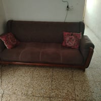 غراض بيت • ميكروويف • ميز تلفزيون