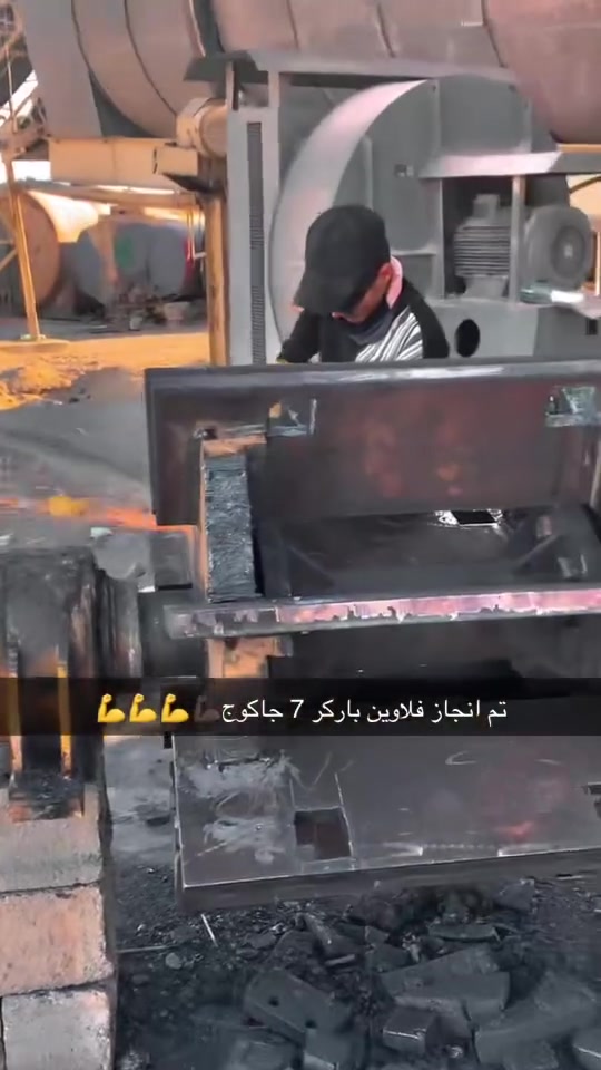 حسين الحداد 
تحوير جميع الفلاوين
وتصليح وتصيب المعامل وعمل كافه الحداده
العنوان بغداد شارع الضلال
***********
