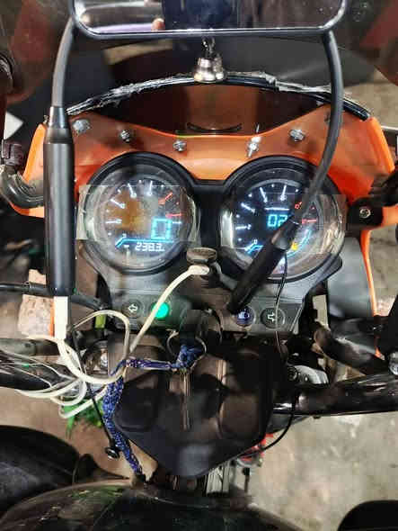 للبيع مديل25عنواني بغداد الدراجه بس مره واحده مبدل نهد مشتغله يوم واحد دلفري بعده بسم شركه ما محول
