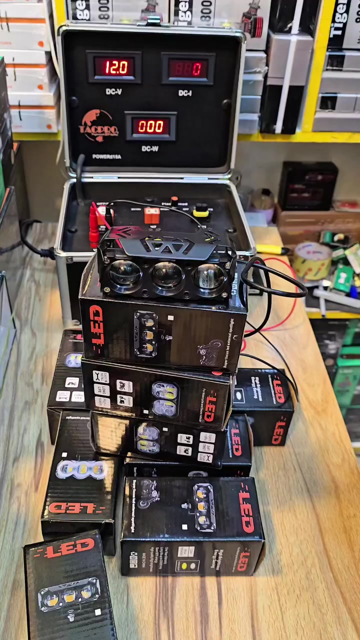 بلوجكتر ٣ لد ابيض + اصفر


**إذا كنت صاحب هذا الإعلان وتريد حذفه لأي سبب، رجاءا أرسل رسالة إلى الدعم الفني**