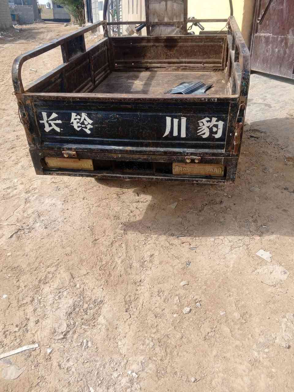 السلام عليكم ستوته موديل 18  فطر بالرقبه وملحون اريد مليون ومئه***********
