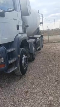 للبيع 2006 بم ونوزل جدر 11 اصل ما معلاية  وات ساب 07736681716