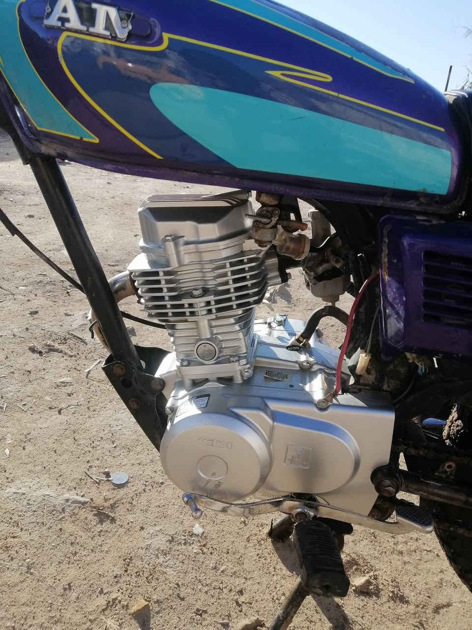 للبيع الشاصي نامه متياز والمكينه شلامجه ++وياها تانكي وصفاحيات جدد الون ع اختيار المشتري +لايت جديد فقط يشدهن *********** المكينه ثاني تبديله الها
