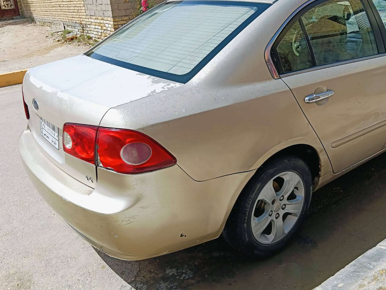 السلام عليكم كيا اوبتيما 2007 وارد امريكي بيها قطعتين تبديل 
سياره كامله مكينه وكير وتبريد شرط تخم تاير حدادية لايت زنون 
رقم ذي قار بأسمي سنويه ل27 
السعر 90 وبيها مجال 
مكاني ذي قار #الناصريه 
رقم التواصل ***********
