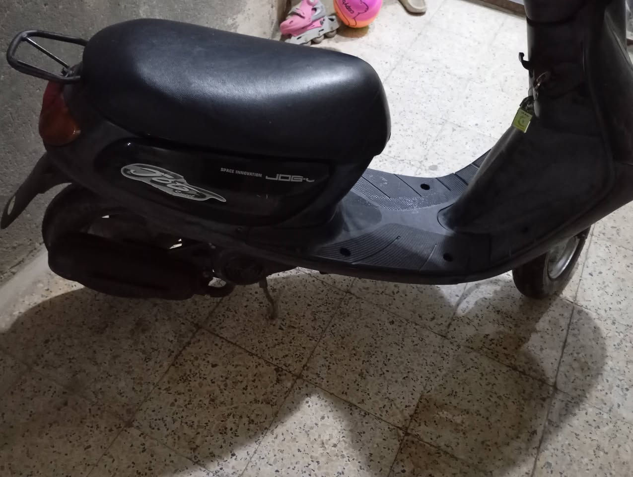 سلام عليكم دراجه 60 للبيع كلشي شغال بيها والدراجه كفاله برغي مامفتوح بيها السعر 750
للتواصل ***********
