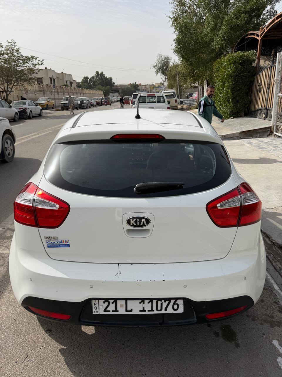 السلام عليكم 
كيا ريو هاك باك 
موديل  2014 
رقم سليمانيه 
ماشيه 85 
مري شفط و فتحه من فوك 
السعر  105 بيها مجال 
رقم صاحب السياره  للاستفسار  ***********
مكلف بنشر
