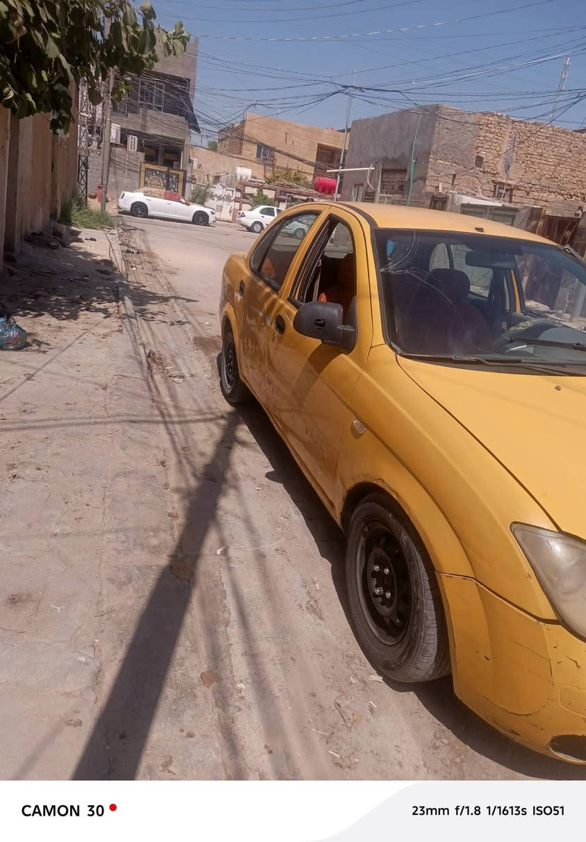 سلام عليكم سيارة طيبة البيع رقم عربي هيئة مصفرة مابيهة اي نقص السيارة مجفتة مرة وحدة اي تنقيص ماكو سيارة كبل الشارع السعر 32وبيهة مجال الستفسار اكثر تصل ***********
