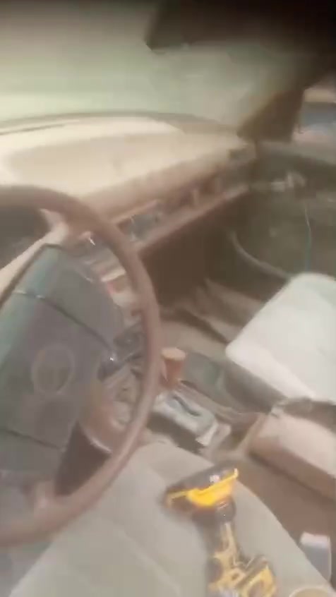 مرحبا مكاني بلبصرة  ادوات ادوات قفله 6ورقات مكينه 2ونص ***********
