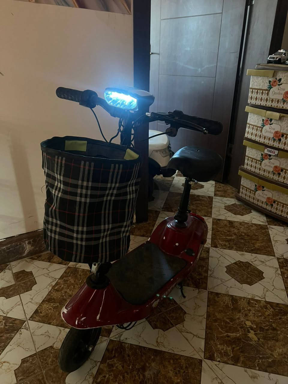 موطور شحن للبيع فول سويج لايت عالي ناصي هورن كامل مع ملحقاته ويا سله بعد جديد شاحنته ويا سعره 200وبي مجال@لجميع


**إذا كنت صاحب هذا الإعلان وتريد حذفه لأي سبب، رجاءا أرسل رسالة إلى الدعم الفني**