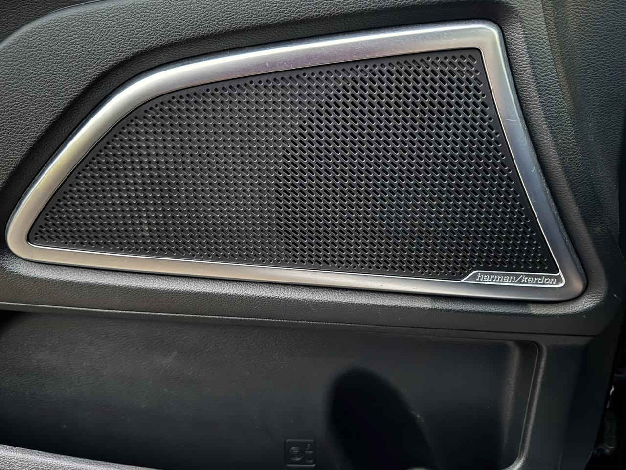 كيا تيلورايد 2024
SX برستيج

فووول مواصفات اعلى شي

رقم بغداد

ماشية 9 الاف

بيهه بنيد مبدل مصبوغ

السعر 310 ورقة

للتواصل وتساب ***********
