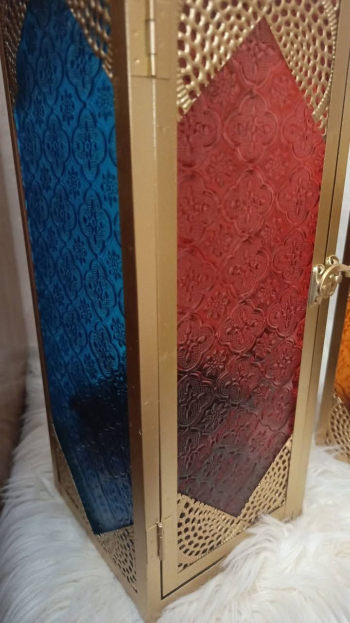 زجاج ملون ابو التفاحه من طشار الثمانينات..تركي المنشأ 3ملم


**إذا كنت صاحب هذا الإعلان وتريد حذفه لأي سبب، رجاءا أرسل رسالة إلى الدعم الفني**