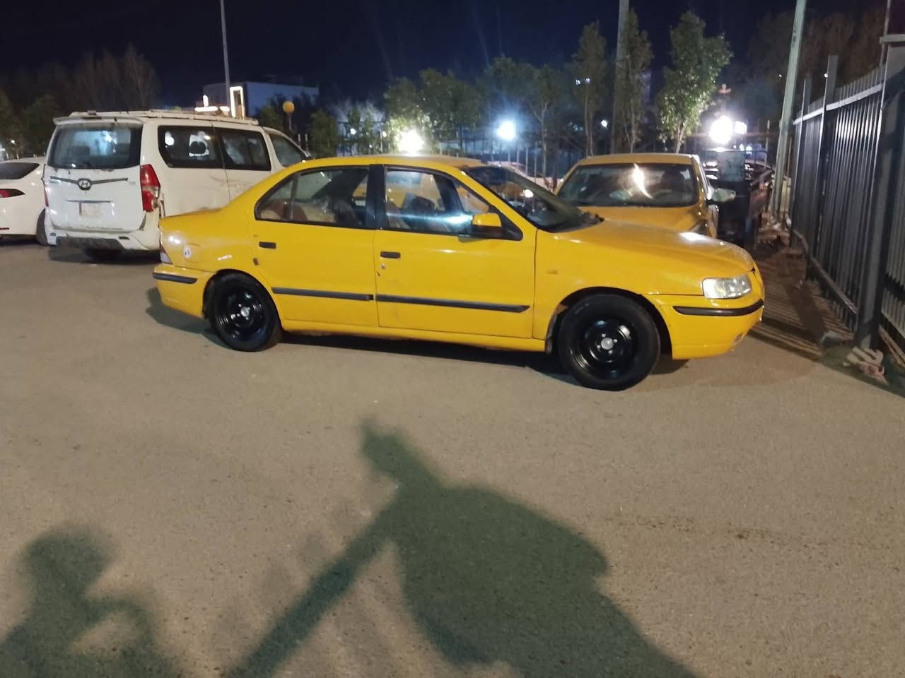سلام عليكم سياره سمند موديل 10سياره مكانه ديوانيه سعر 25كير ومكينه فرنسي لا تبخير ولا تنقيص رقم ***********
