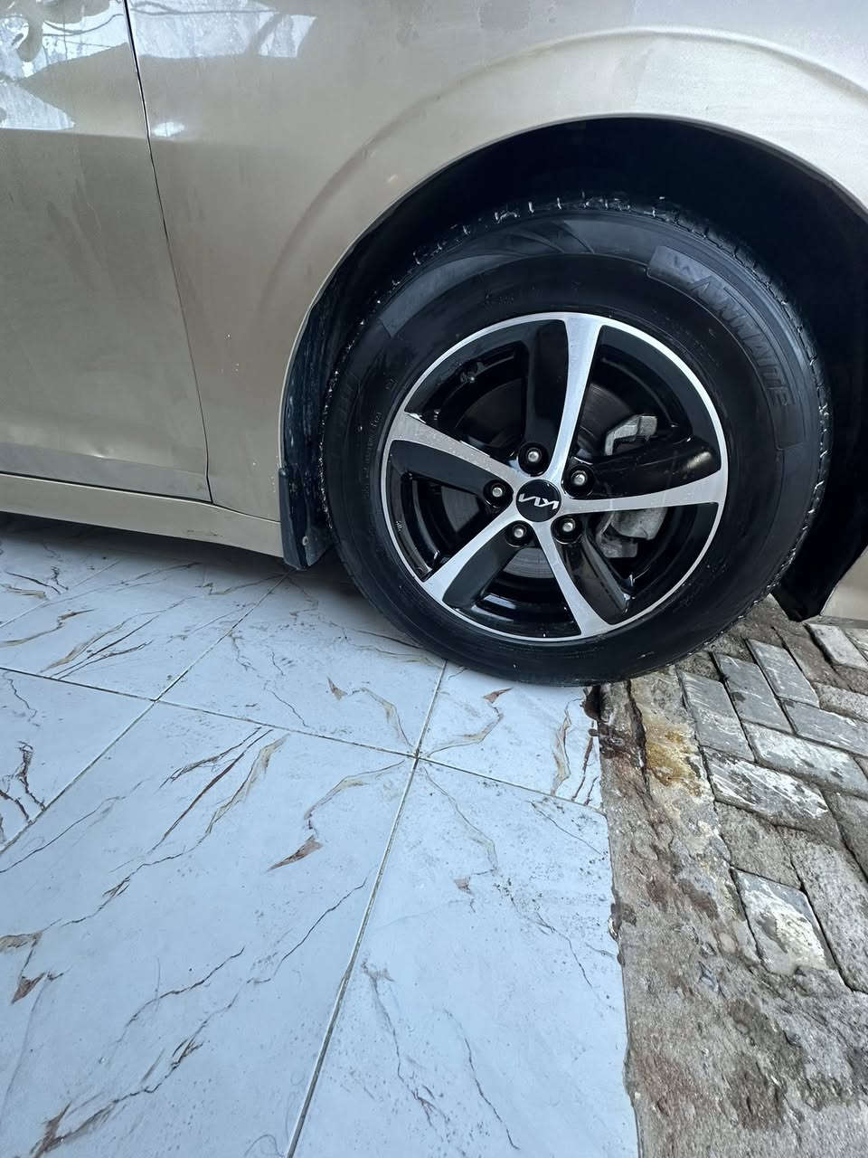 ويل كامل لبيع حجم 16 مكاني البصره 
السعر 400 الف
***********
