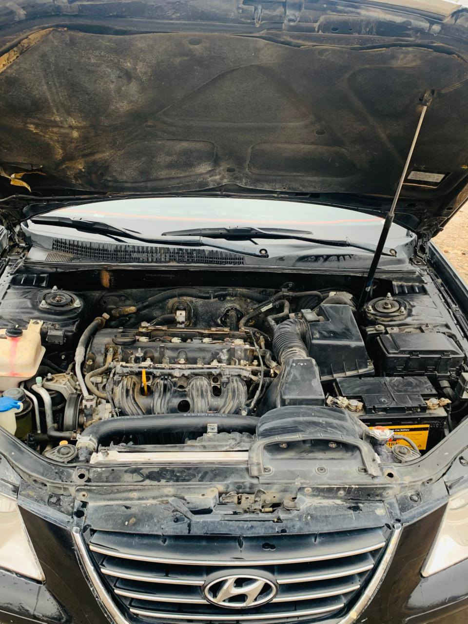 السلام عليكم
105$
سوناتا 2009 
وارد كوري مكينه 2000
تخم تاير جديد
حداديه جديد
باتري جديد
داخل جديد
شمالي باسمي
بيها قطع صبغ فقط بدون معجون ولا حادث 
سونار مرفق بلمنشور
عنوان واسط العزيزيه
للتواصل ***********
***********
بدون خاص اتصل وتدلل
