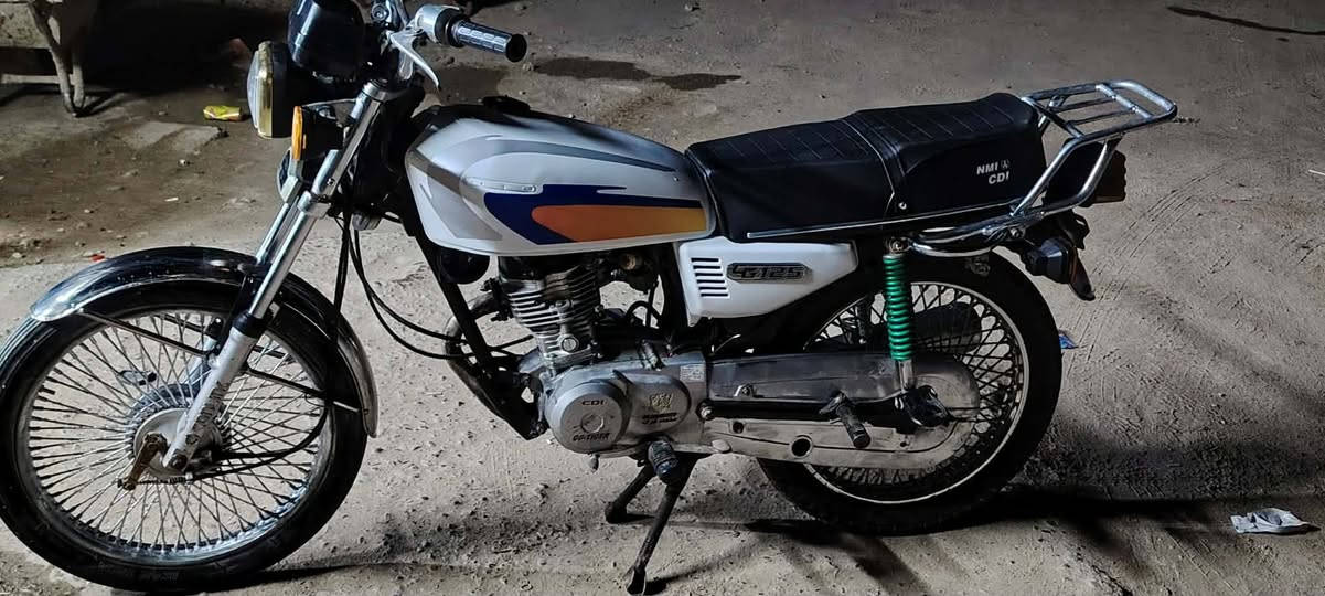 سلام عليكم دراجه البيع اوراق أصولي مديل 18تعمير 25 ماعده المكينه وراق كامله بس ورقه الوكيل مابيها اكاتبك مكاتبه شارع السعر 450وبيها مجال حك الجيه مكاني نجف على طريق نجف كربلاء عمود 260 متواجد ماسنجر واتساب انتصال رقم الهاتف ***********
