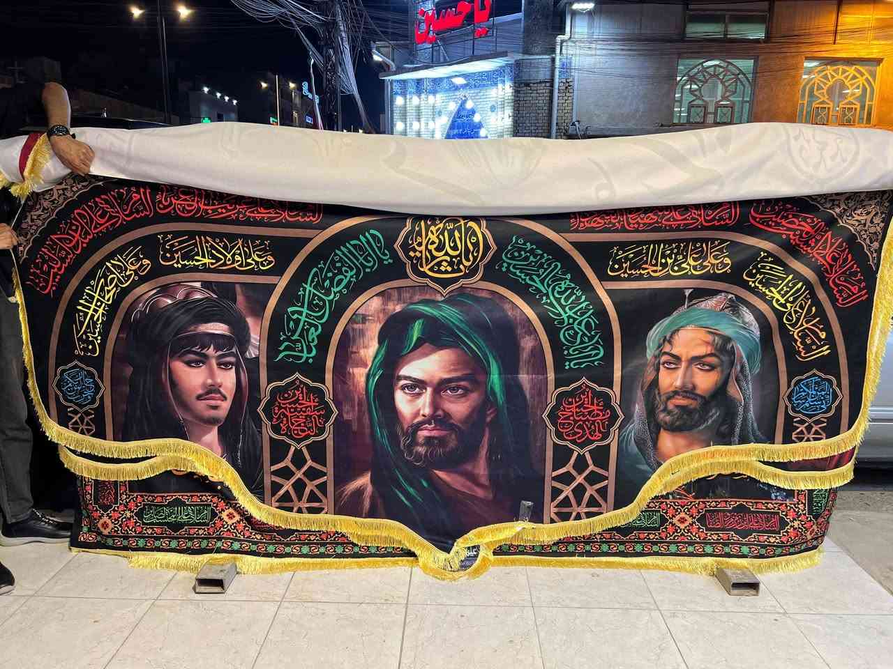 متوفر بوستر هديه
العرض 3 متر 
الطول متر و40 

يتوفر توصيل


**إذا كنت صاحب هذا الإعلان وتريد حذفه لأي سبب، رجاءا أرسل رسالة إلى الدعم الفني**